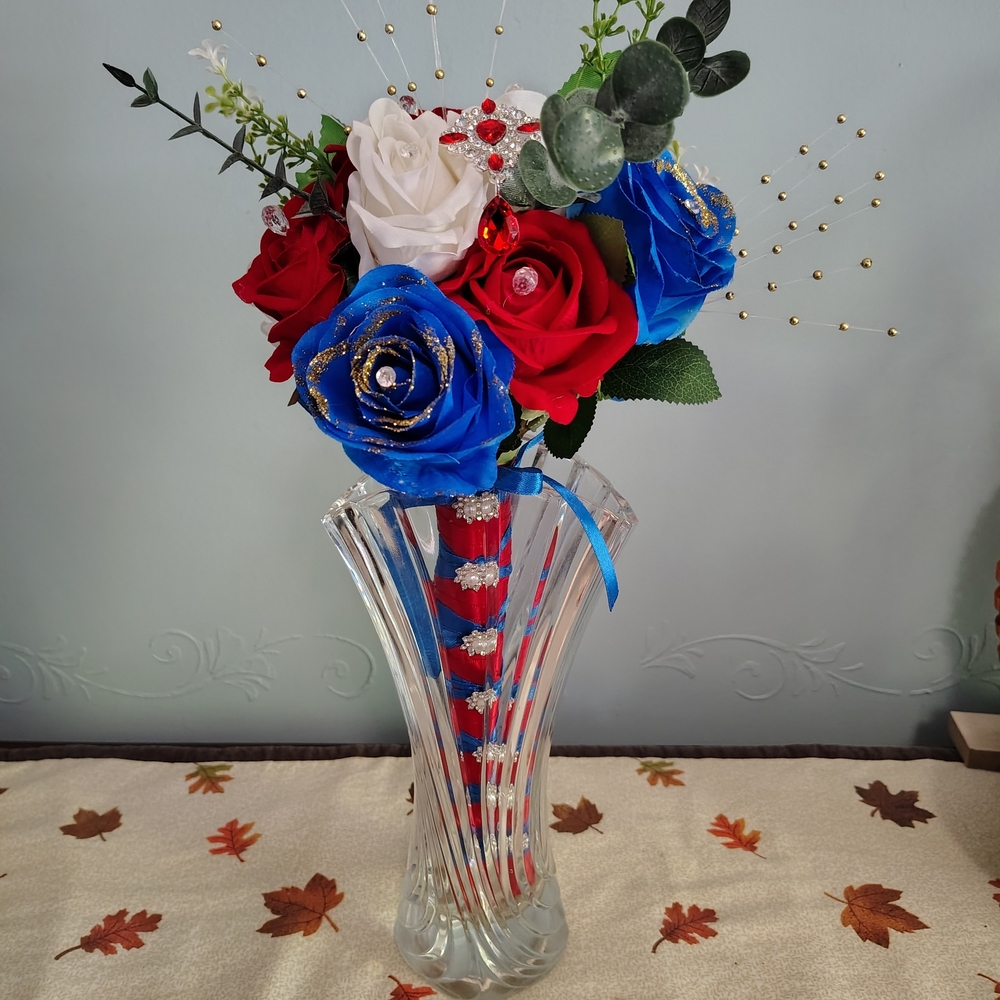Flower Bouquet red white and blue